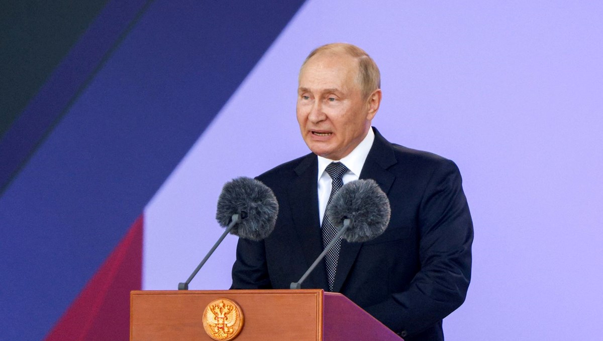 Rusya Devlet Başkanı Putin: Ukrayna’daki çatışmayı ABD uzatmaya çalışıyor