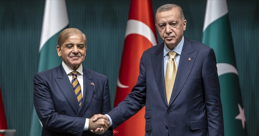 Cumhurbaşkanı Erdoğan, Pakistan Başbakanı ile görüştü
