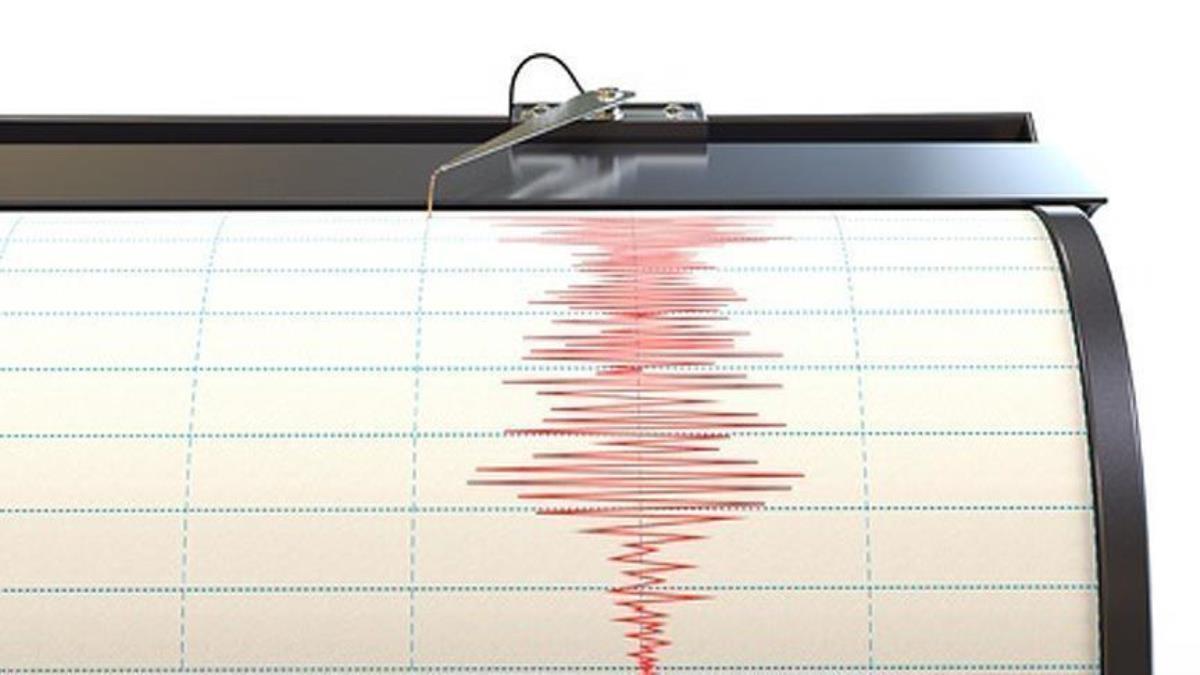 İzmir’de tekrar deprem bekleniyor mu? İzmir’de tekrar deprem olur mu?